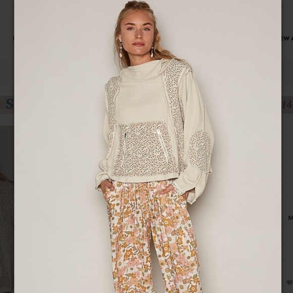 🔥NEW🔥 POL Waffle Knit Pull Over Hoodie With Floral Patchwork Sweater - Picture 6 of 7